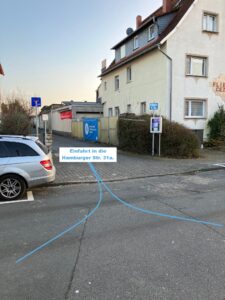 Einfahrt zum Vereinsheim